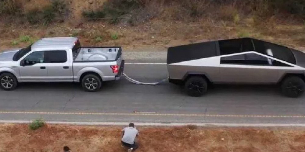 Alışkanlıkları Değiştirecek Kamyonet "CYBERTRUCK"